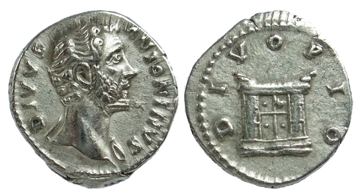 Antoninus Pius Divo.jpg