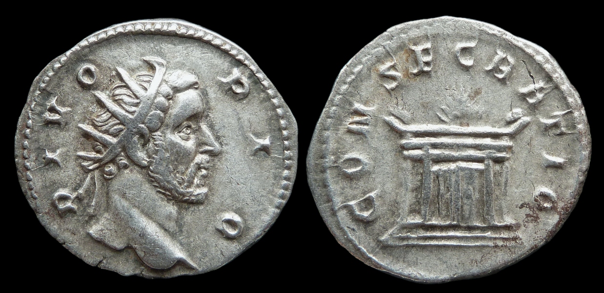 Antoninus Pius - Divo Trajan Decius.jpg