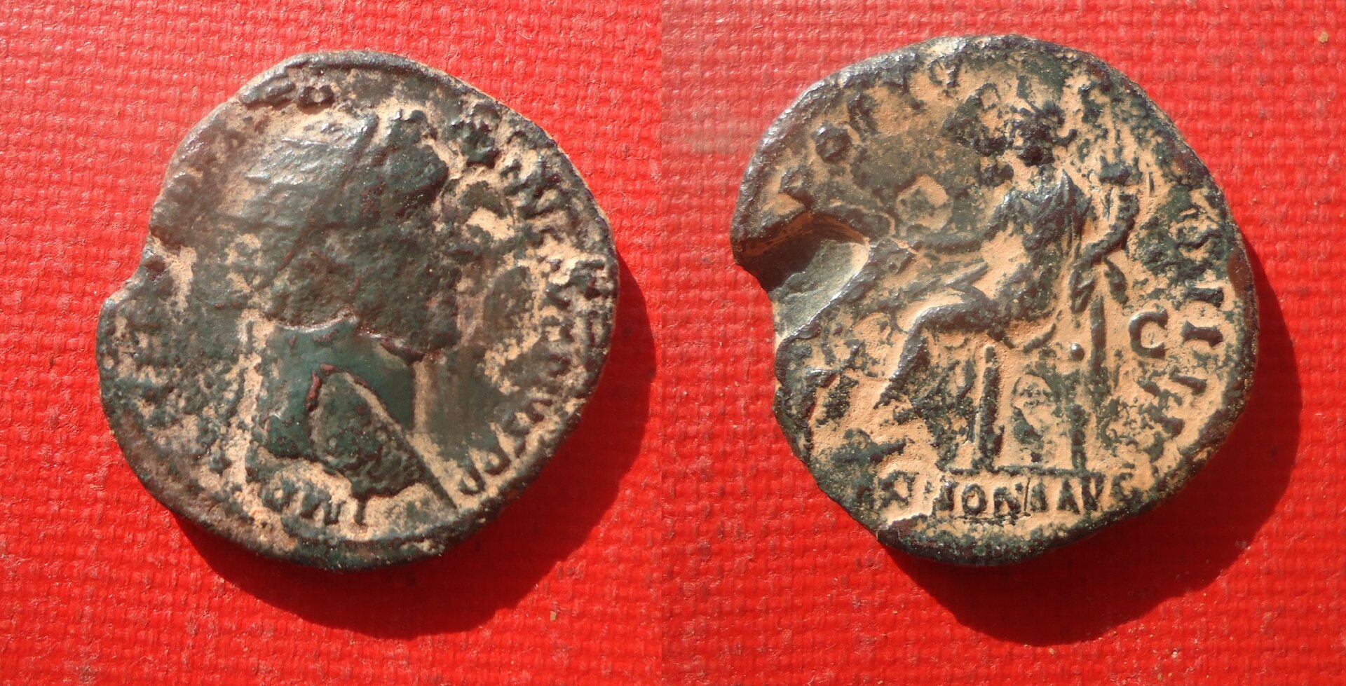 Antoninus Pius - Dupondisu Annona seat Feb 2020 (0r).jpg