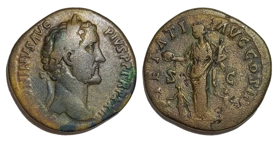 Antoninus Pius PIETATI AVG COS IIII Fecunditas Sestertius.jpg