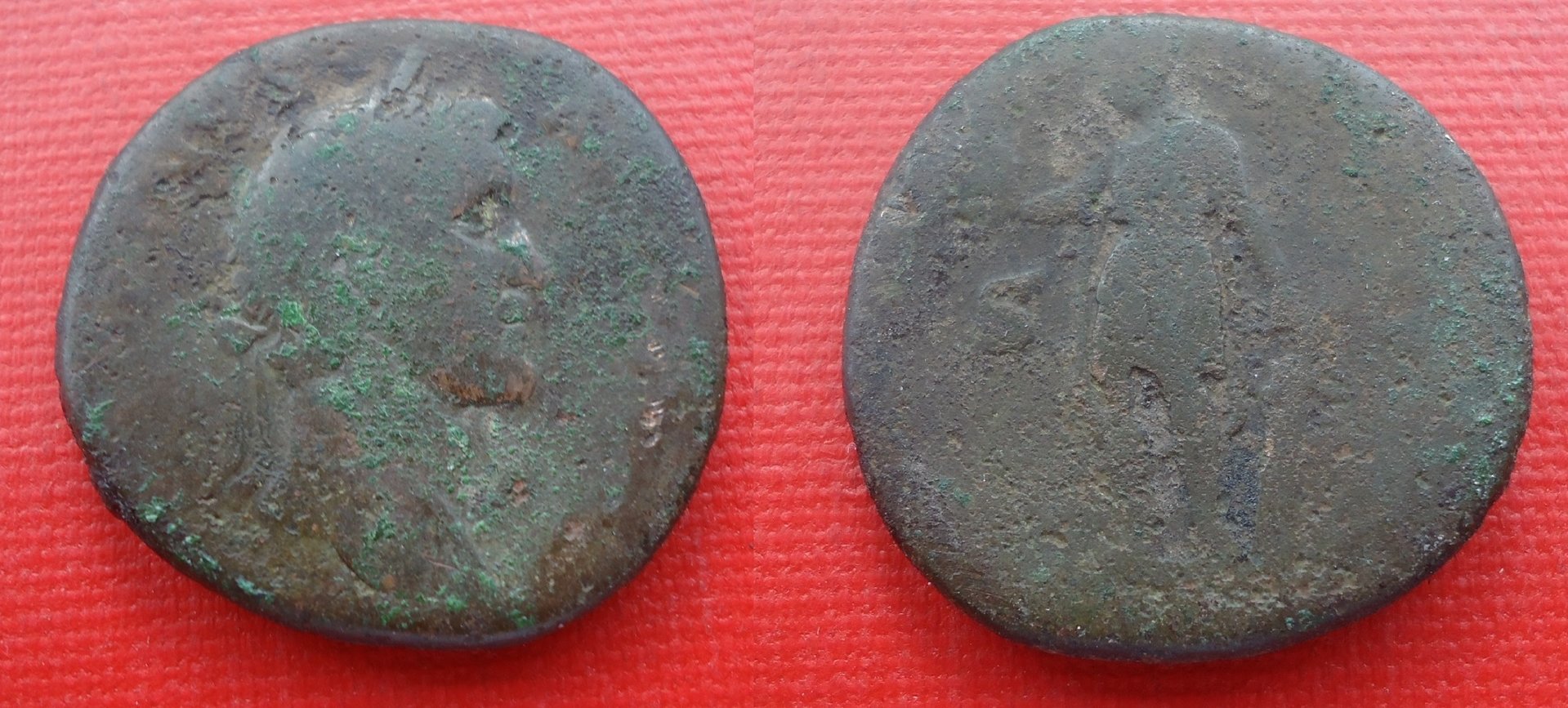 Antoninus Pius - Sest. PARTHIA quuiver Nov 18 (0).jpg