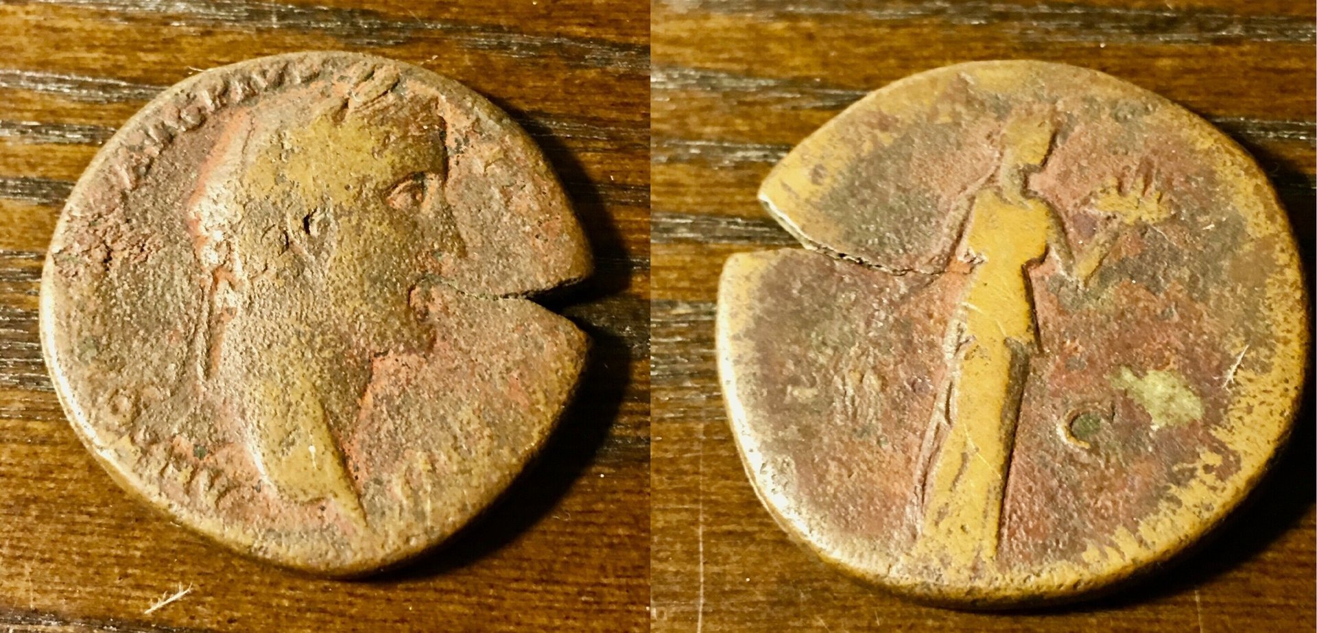 Antoninus Pius - Sestertius Fides standing Mar. 2019.jpg