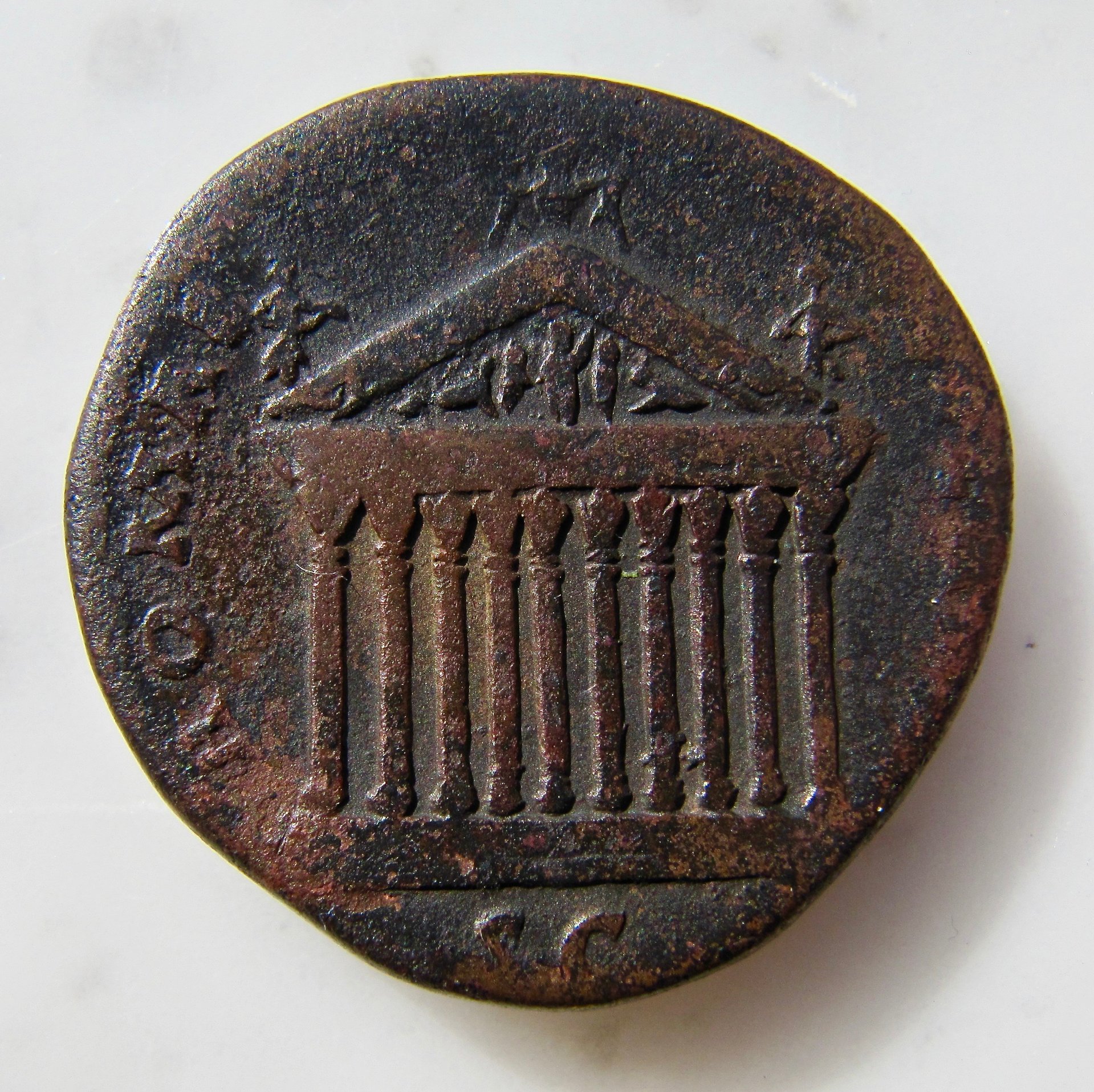 Antoninus Pius Sestertius ROMAE AETERNAE REV1 N - 1.jpg