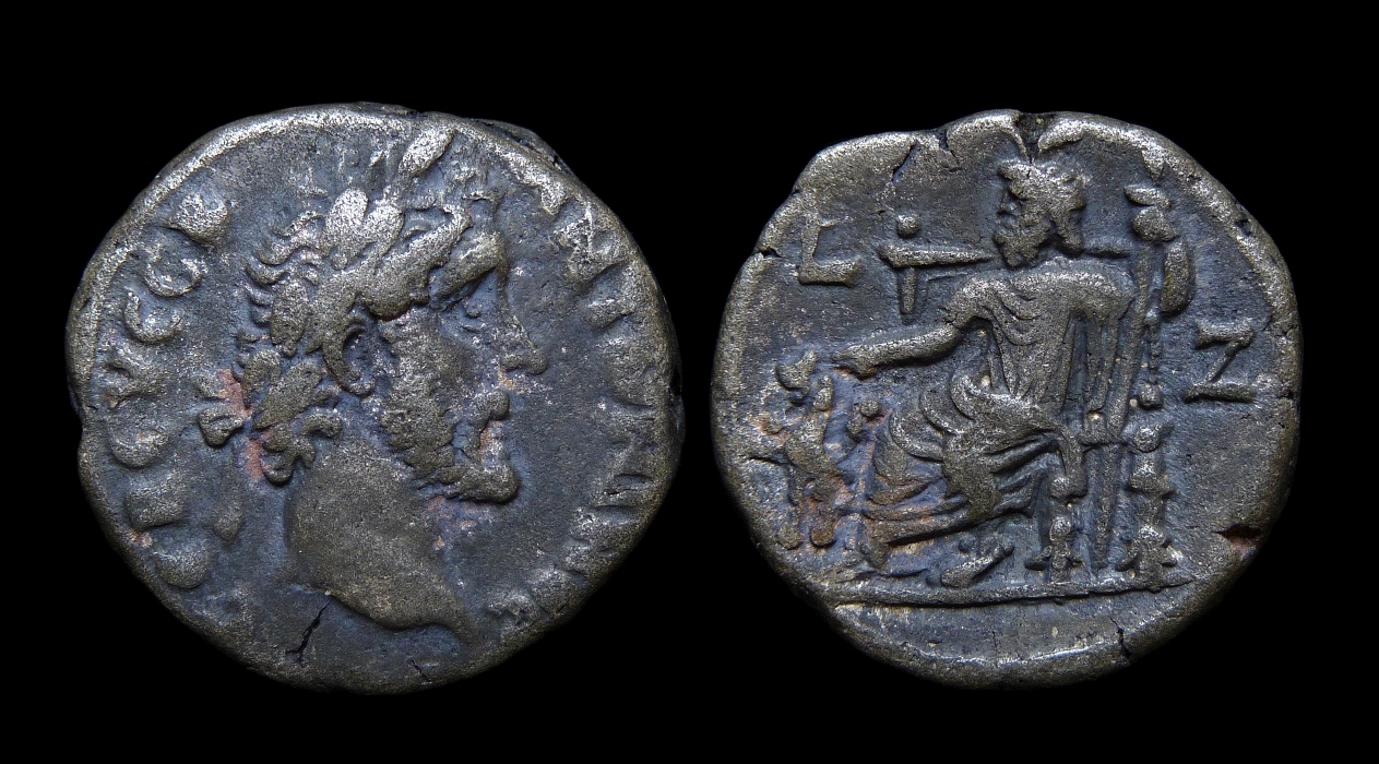 Antoninus Pius - Tetradrachm Serapis 246.jpg