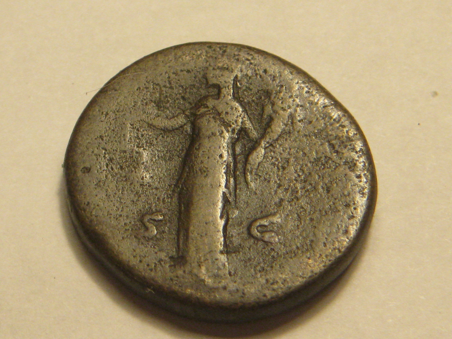 Antonius Pius dupondius 002.JPG