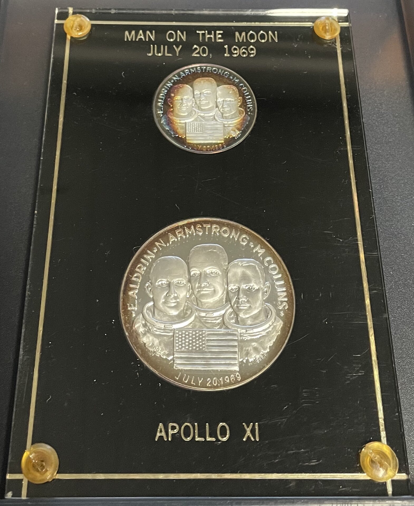 Apollo 11 Silver Medal Set - Obverse.jpg