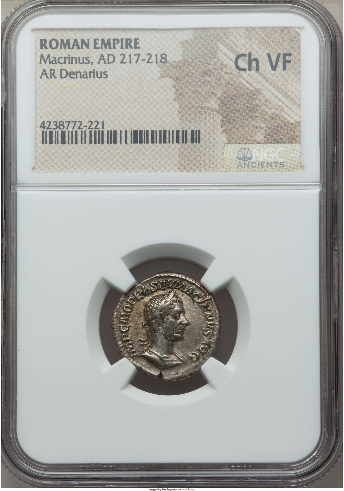 AR Macrinus PONTIF MAX TR P COS P P nude Jupiter.jpg