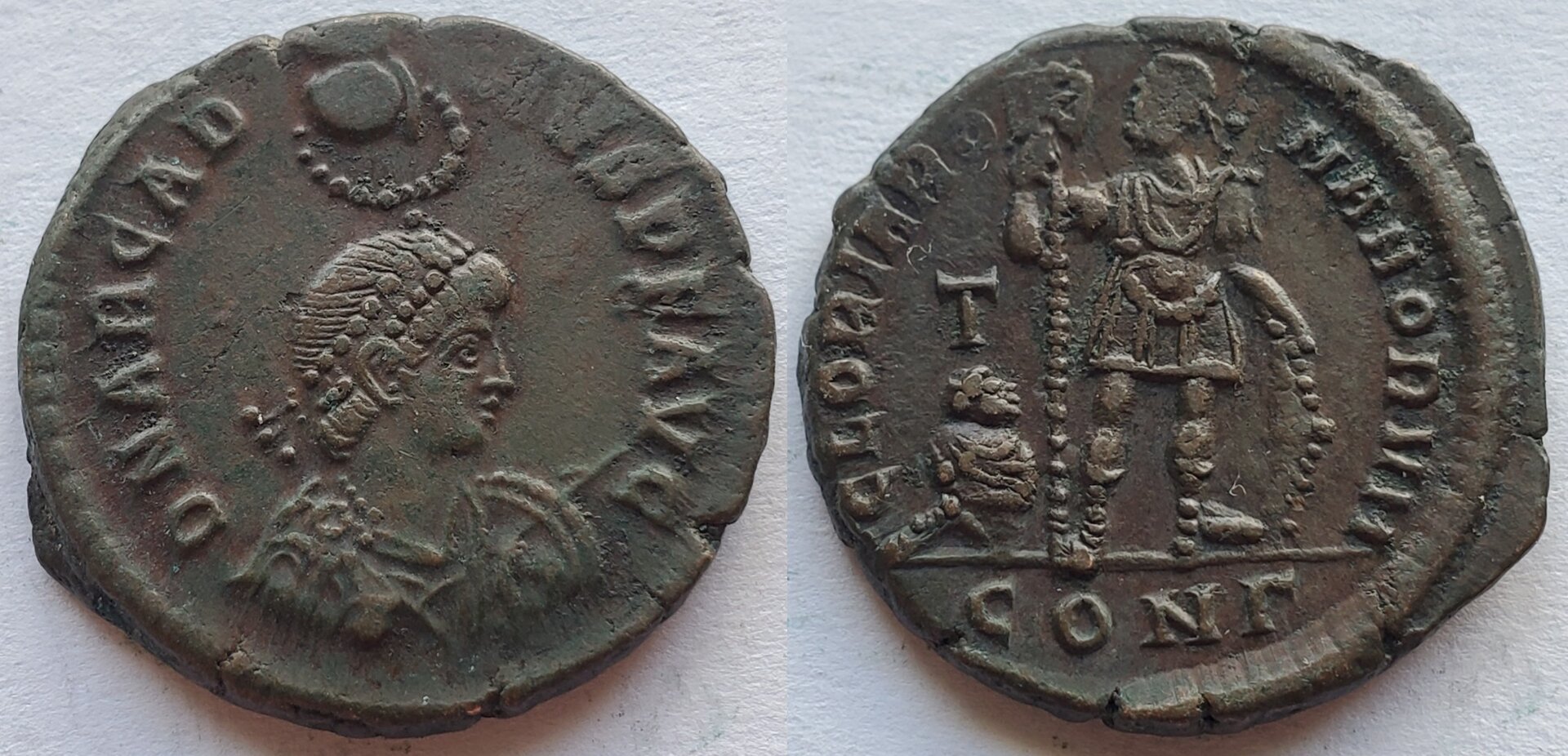 Arcadius AE2 GLORIA ROMANORVM Constantinople.jpg