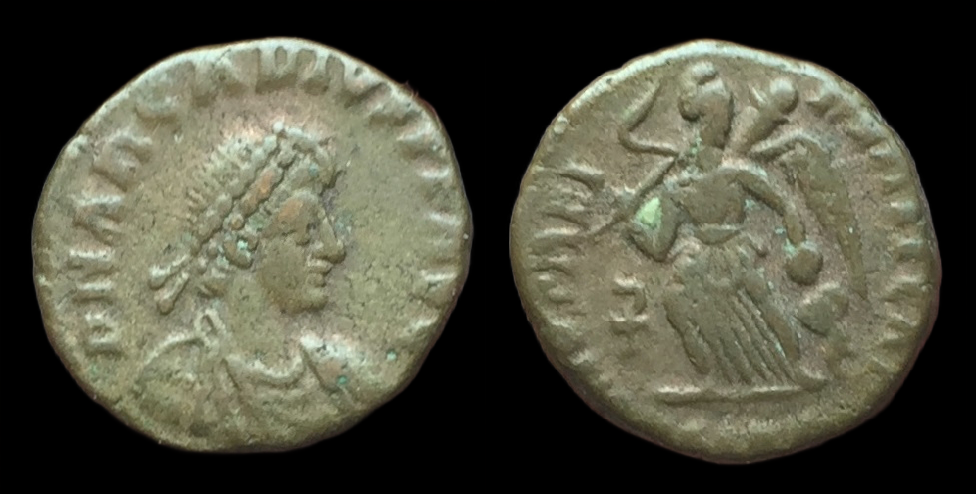 Arcadius, AE4, SALVS REIPVBLICAE.png
