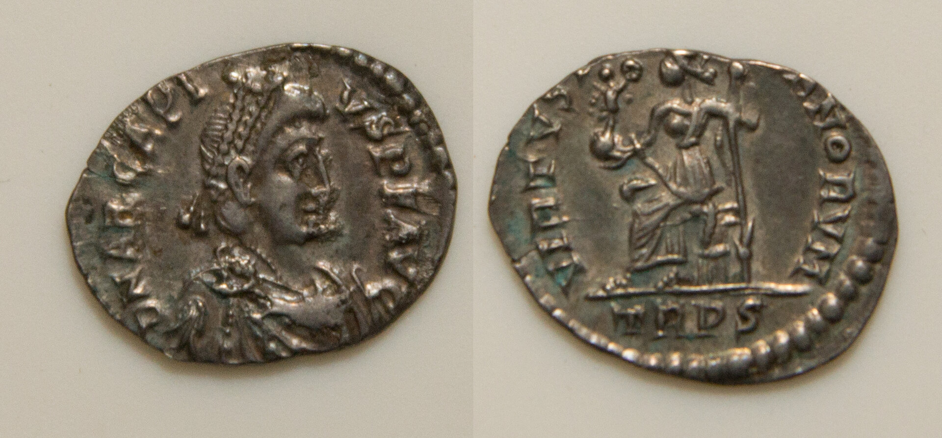 Arcadius Trier Siliqua for ID.jpg