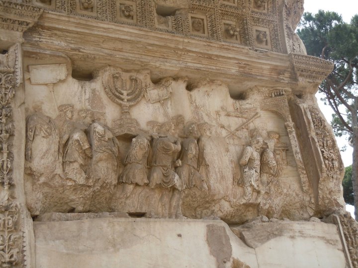 Arch of Titus Temple Scene.jpg