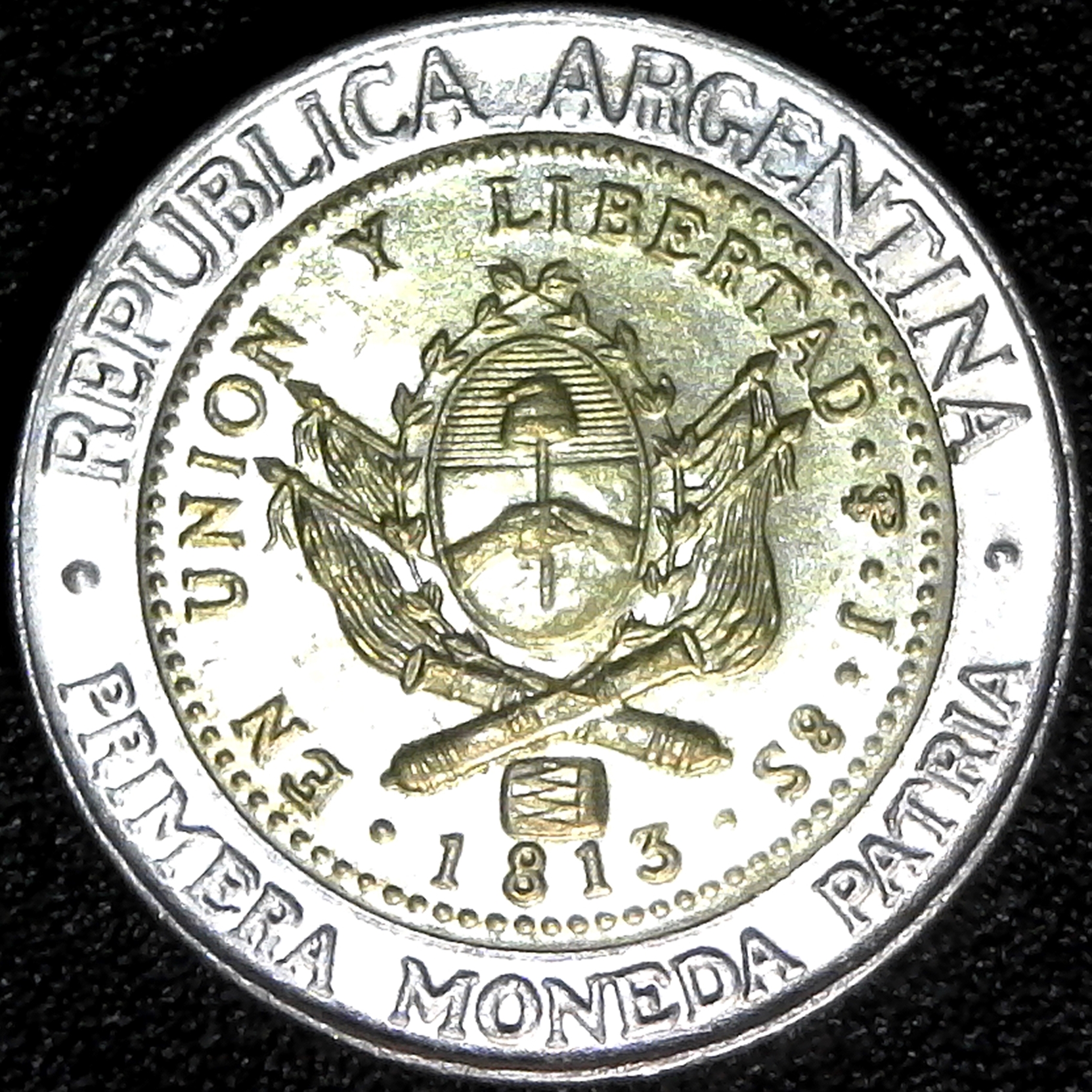 Argentina 1 Peso 2008 obv.jpg