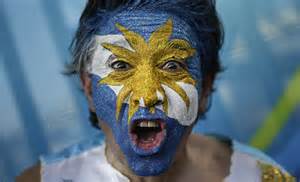 Argentina-football-fans-beautiful-face-paintkkkkkkjjjjkkkkkkkkkku.jpg