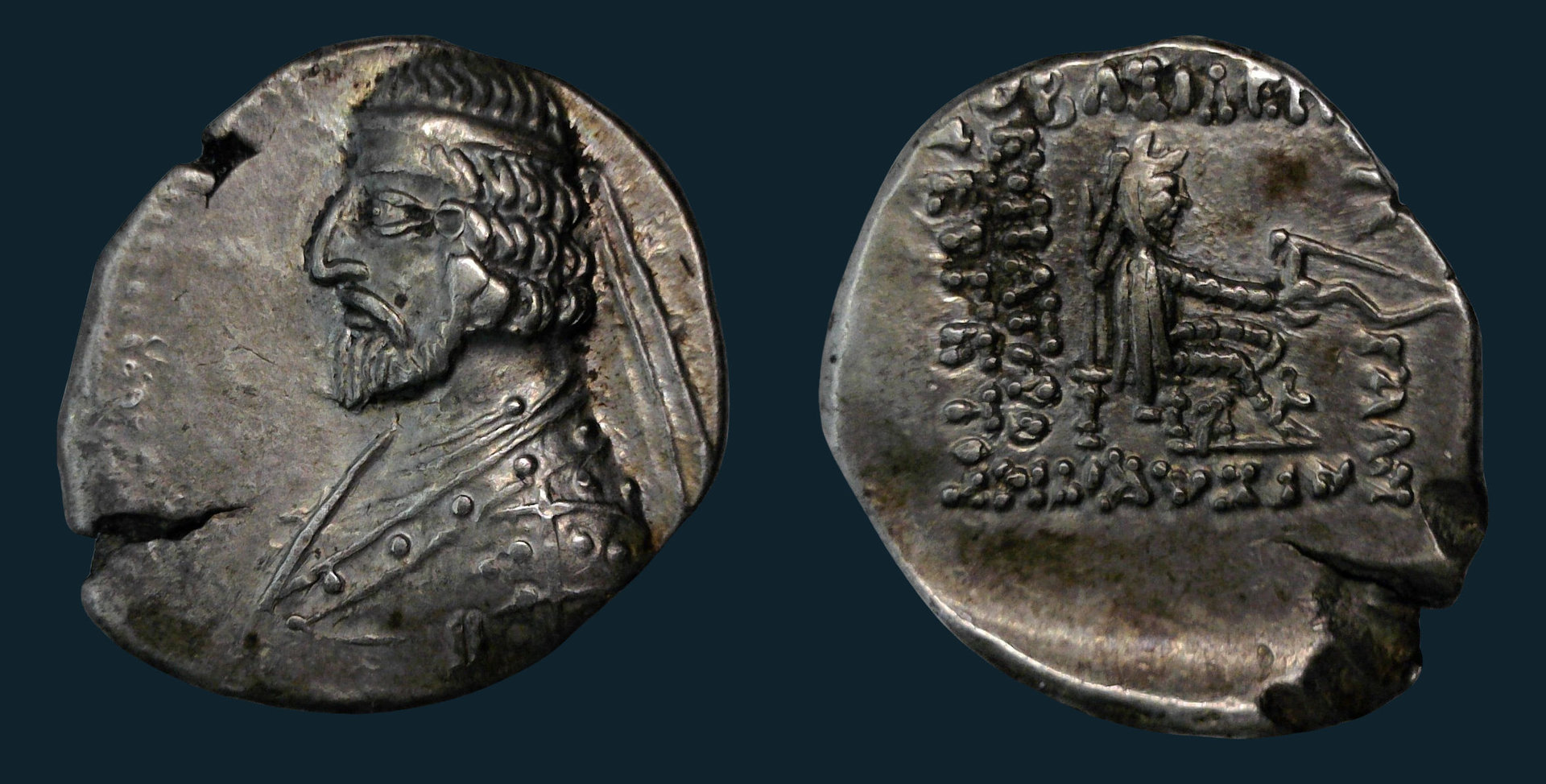 Arsaces XVI drachm Blu1.jpg