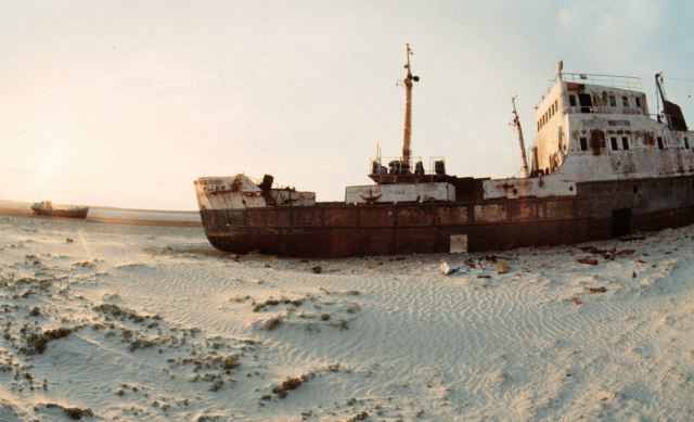 article-0-11EBA8DD000005DC-905_640x389.jpg
