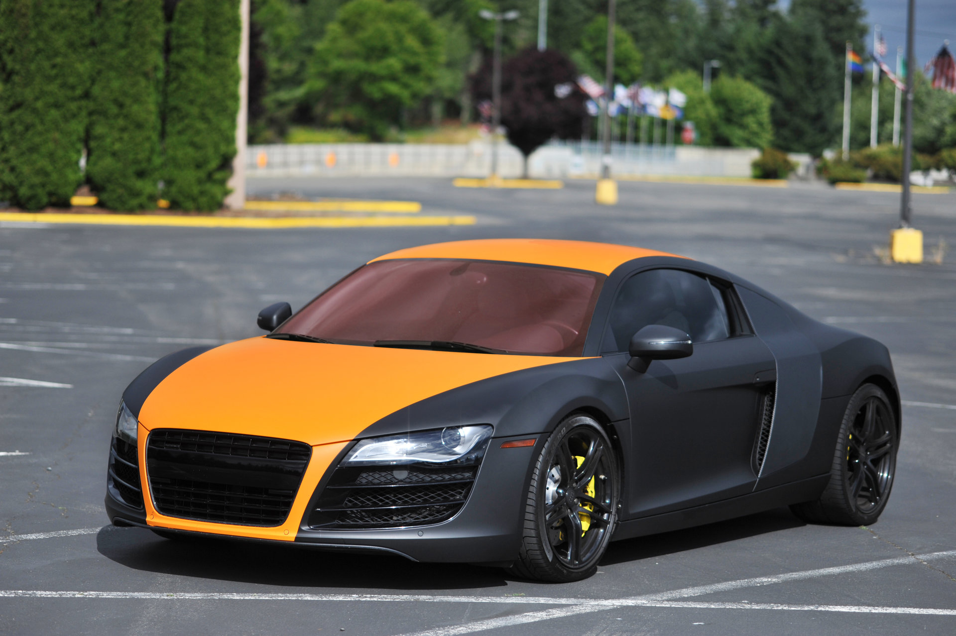 AudiR8-orange.jpg