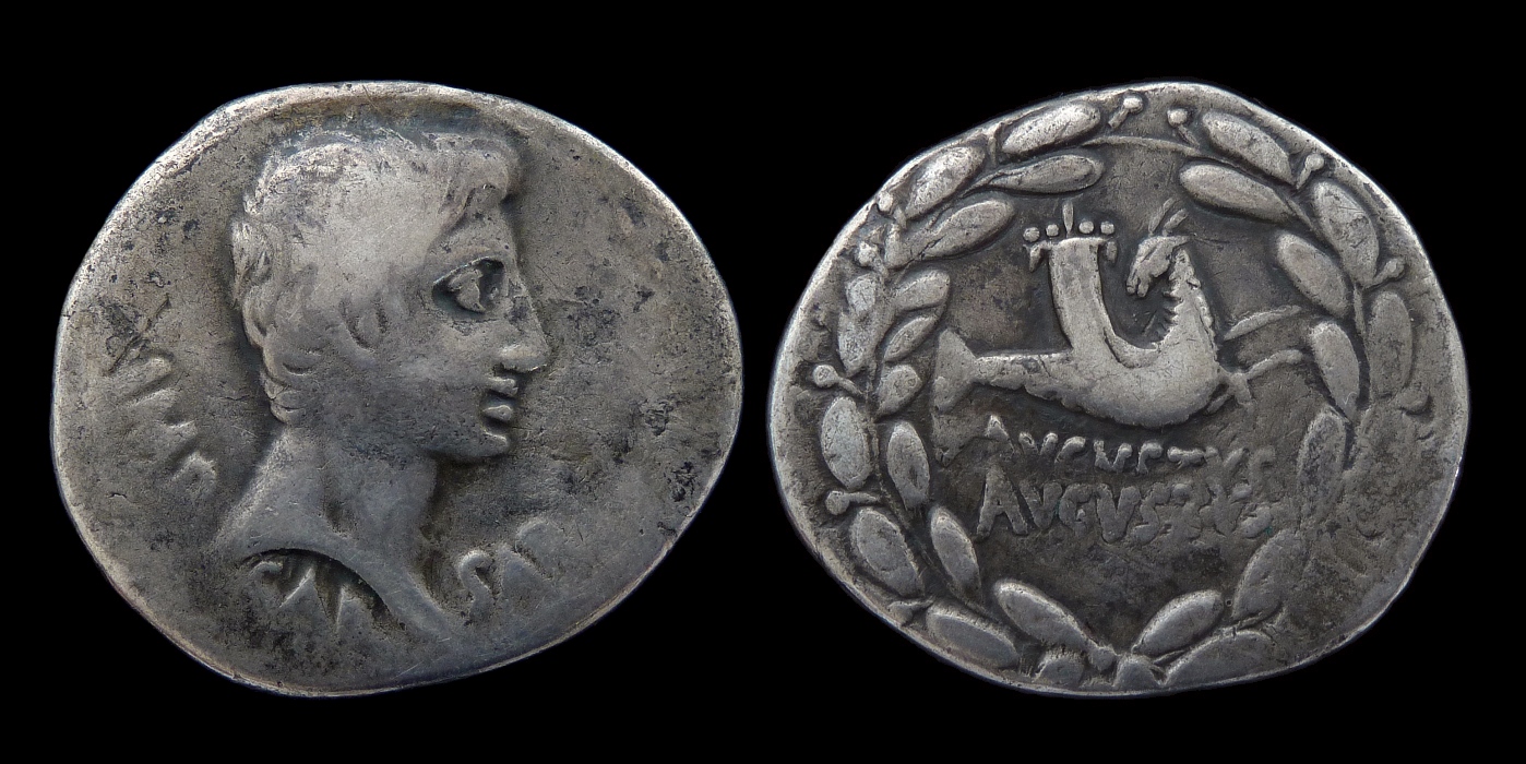 Augustus - Cistophorus Capricorn 2687.jpg