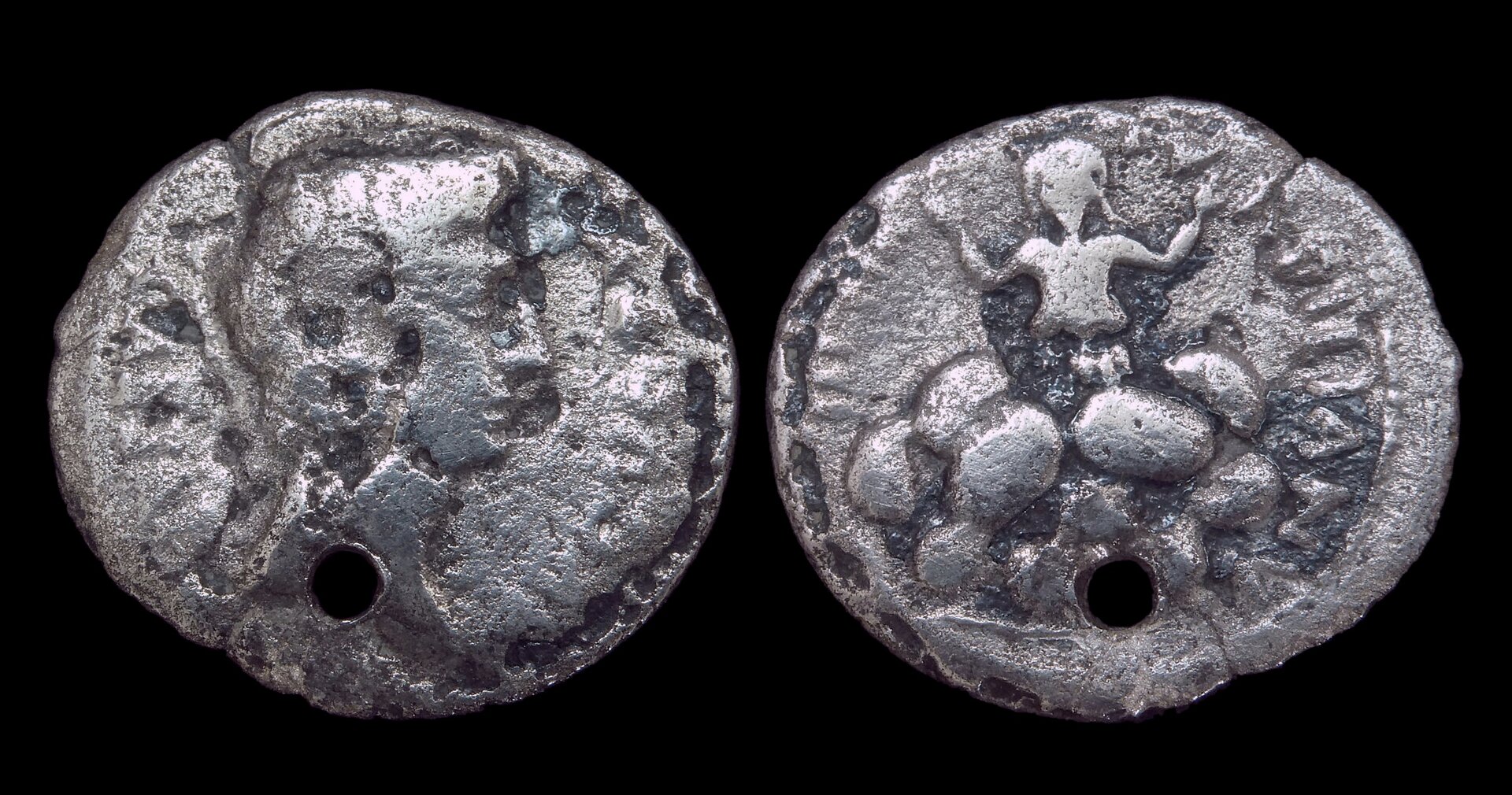 Augustus - Holed Fouree Denarius Tarpeia 4185.JPG
