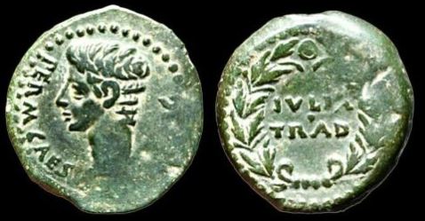 Augustus-Julia_Traducta.JPG