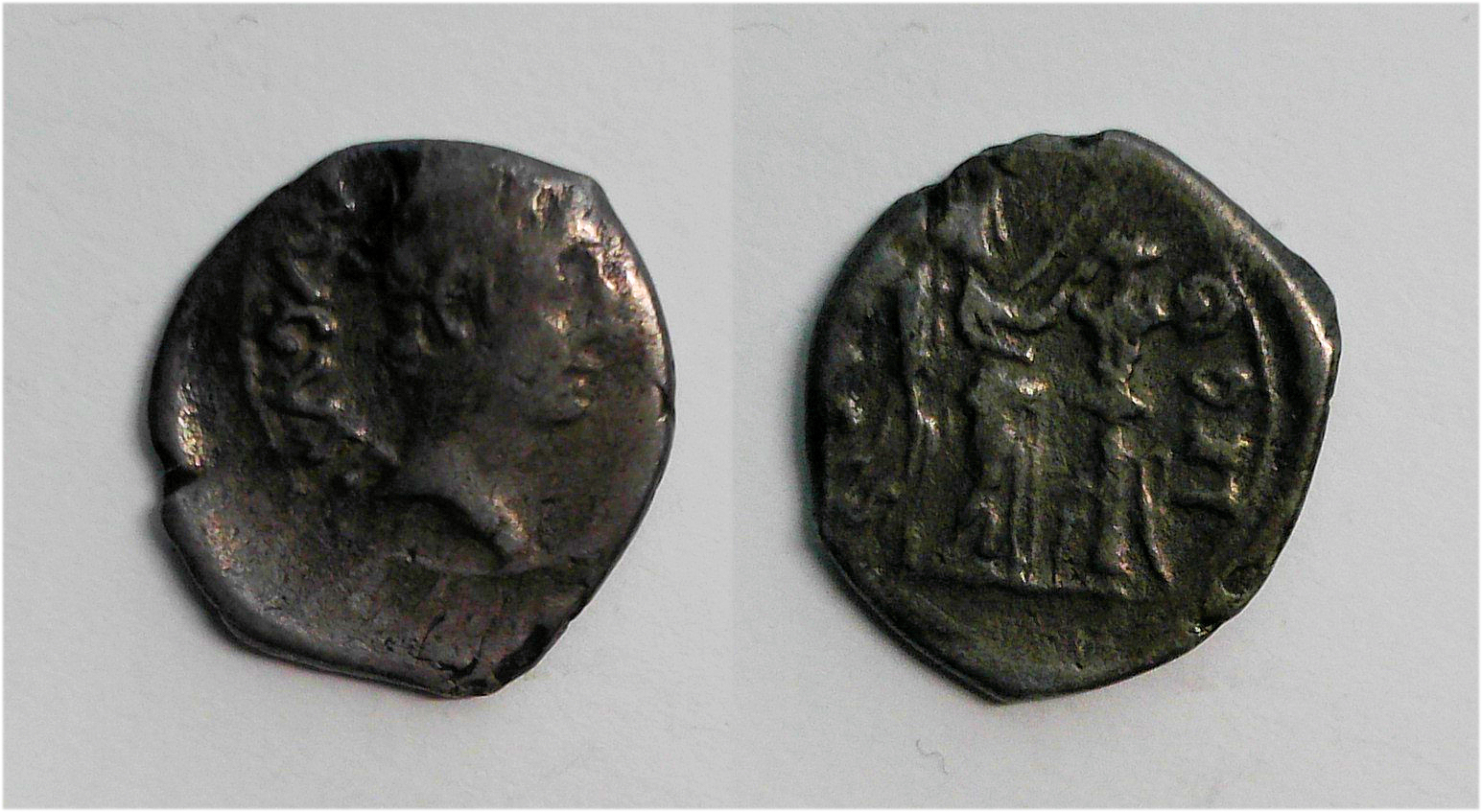 Augustus Quinarius.jpg
