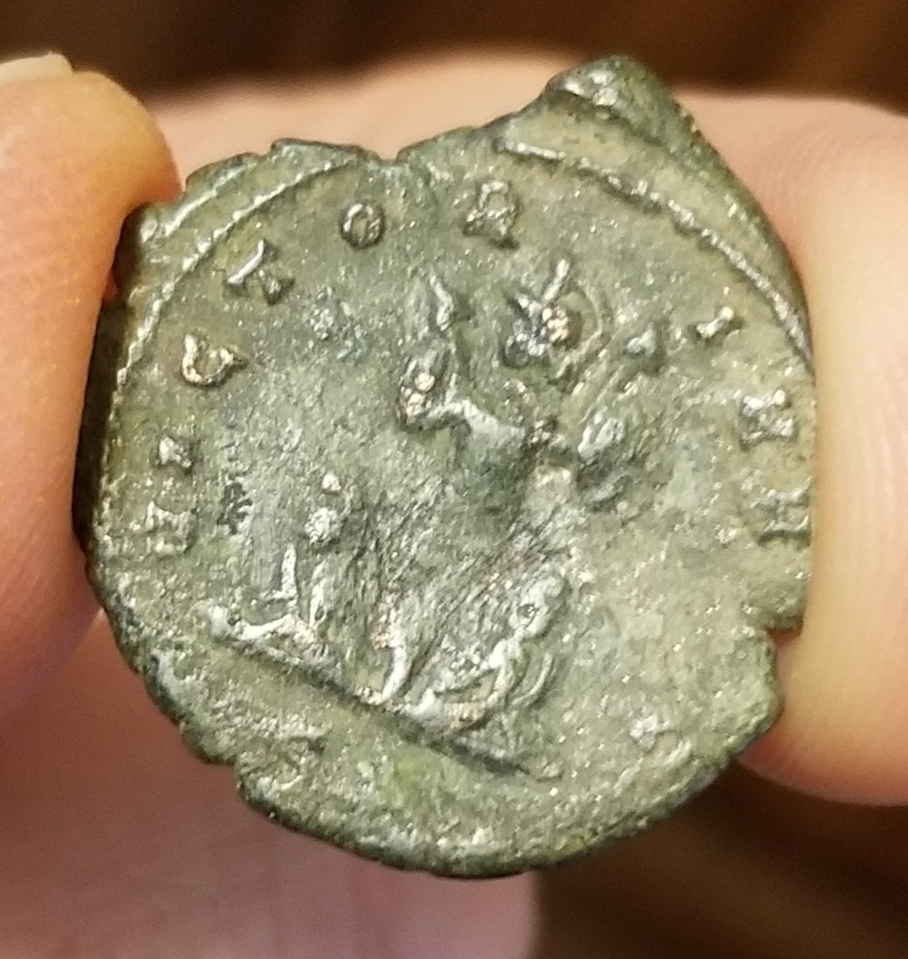Aurelian VICTORIA AVG exergue detail.jpg