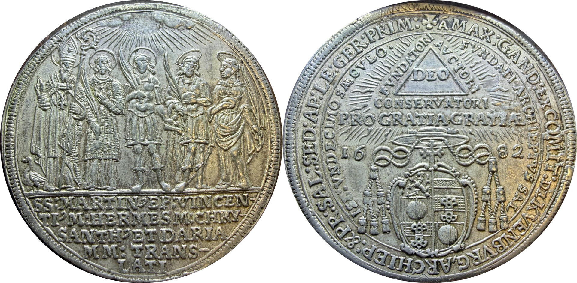Aus168203.jpg
