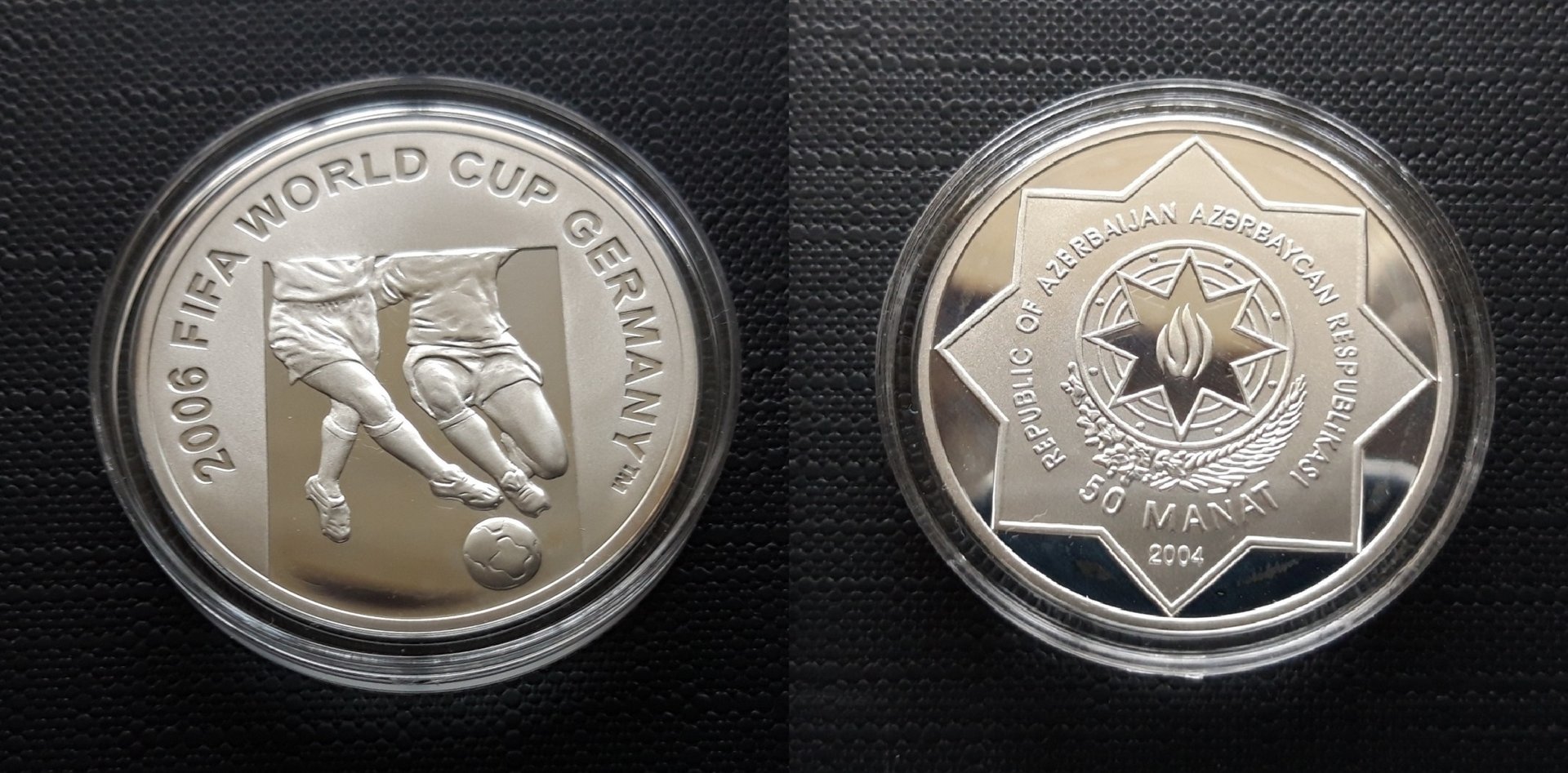 Azerb.50M.Football.2004.Av.Rv.jpg