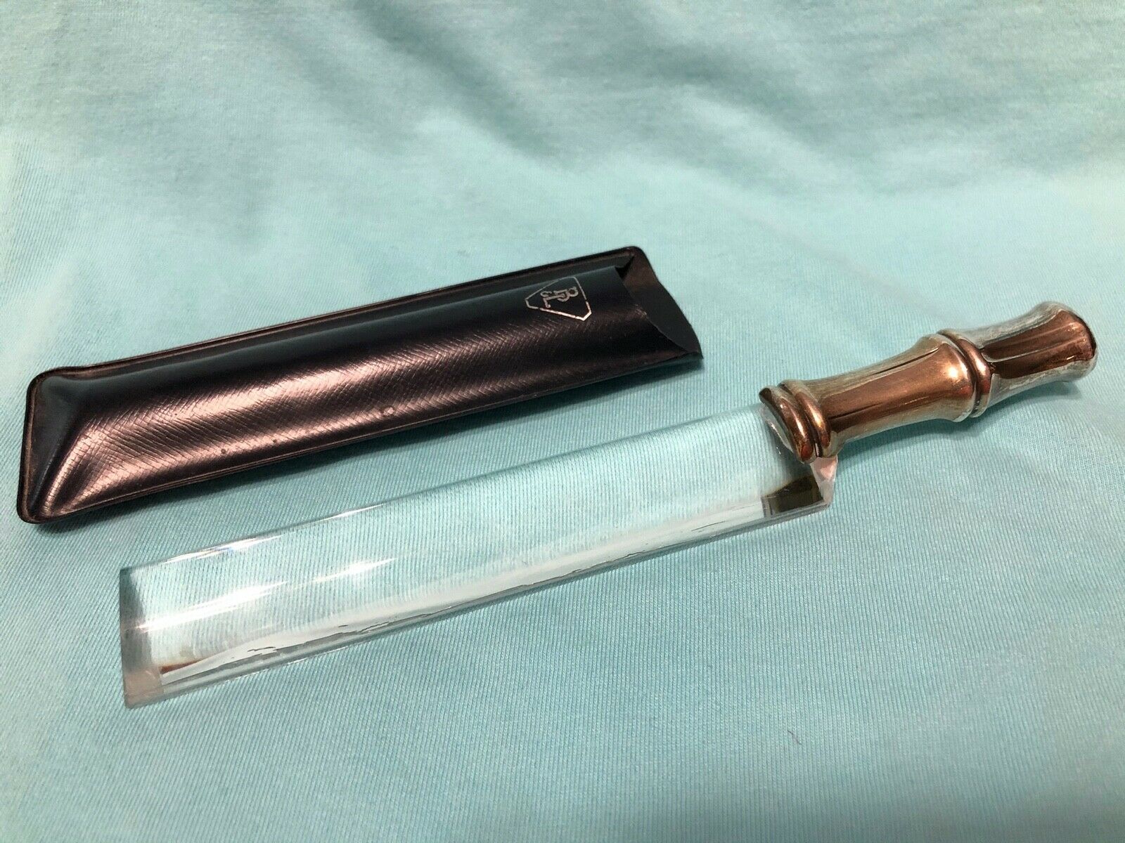 b&lmagnifier.jpg