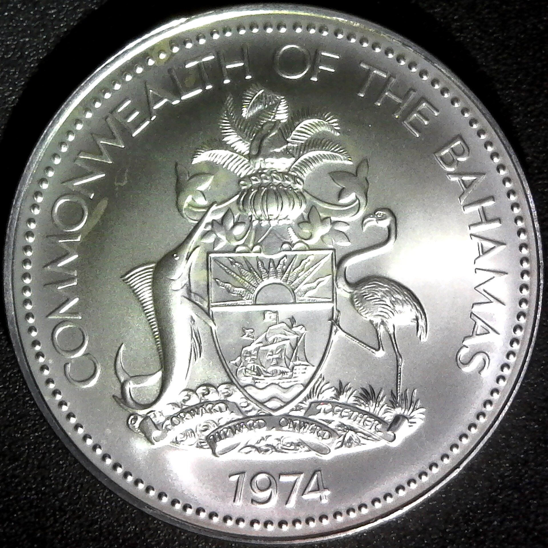 Bahamas Five Dollars 1974 reverse.jpg