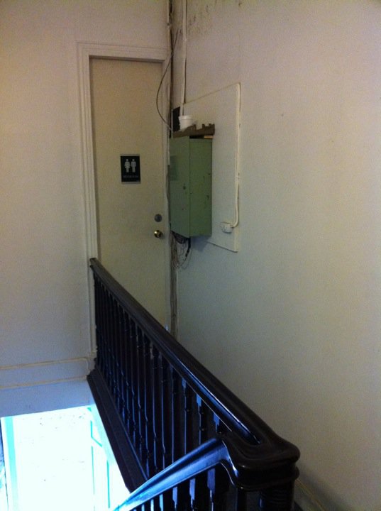 BathroomDoorNotCode.jpg