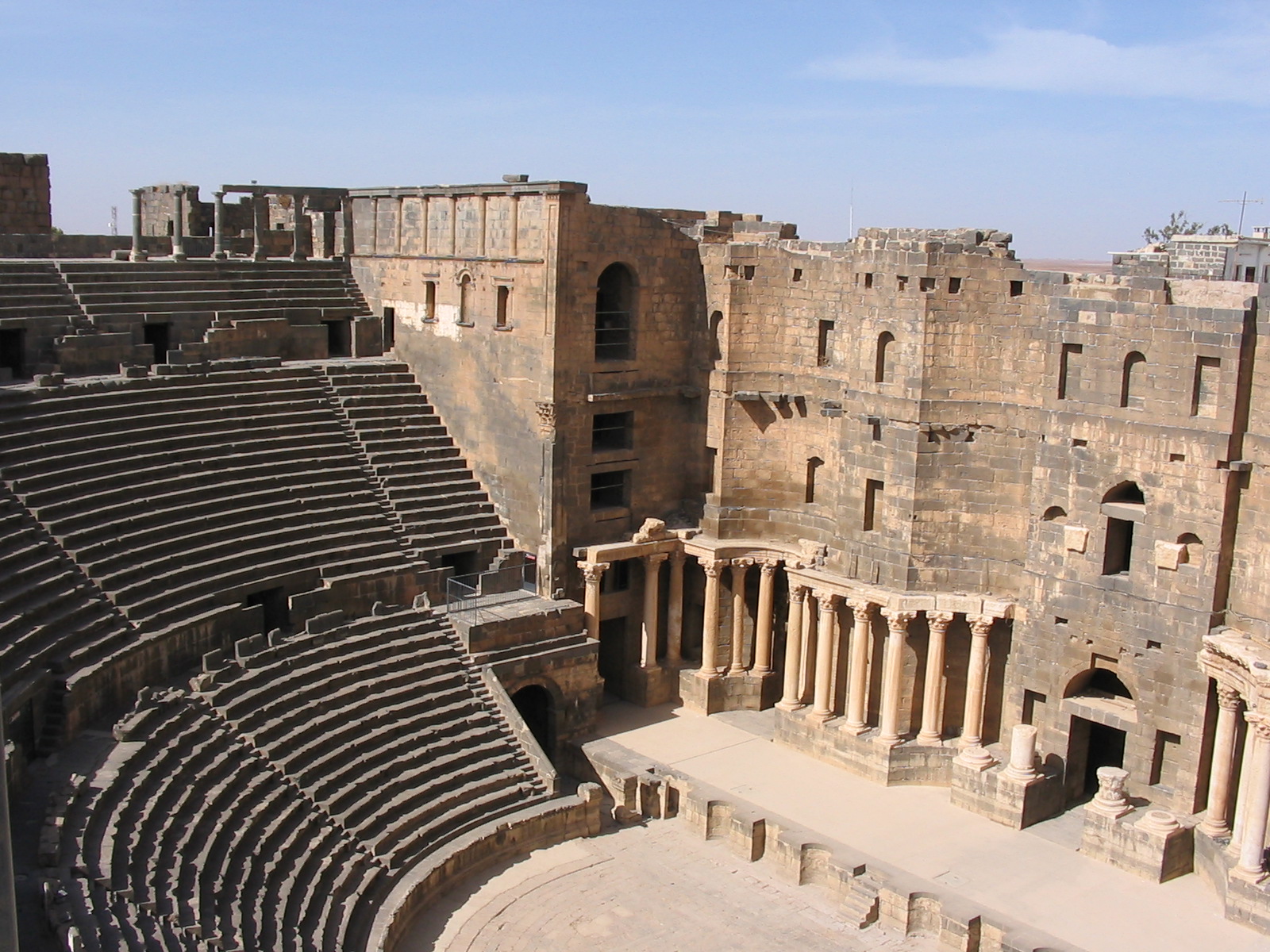 Bostra theater.jpg
