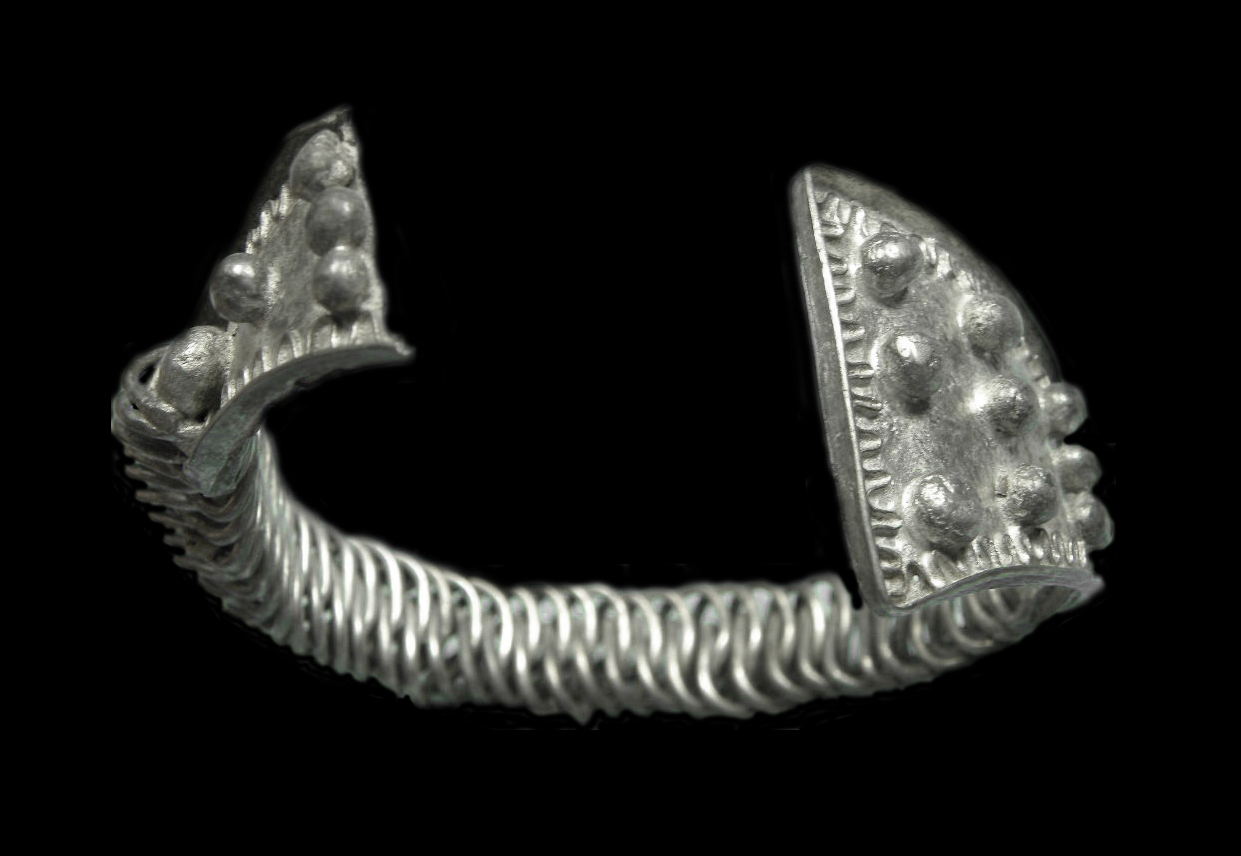 braclet.jpg