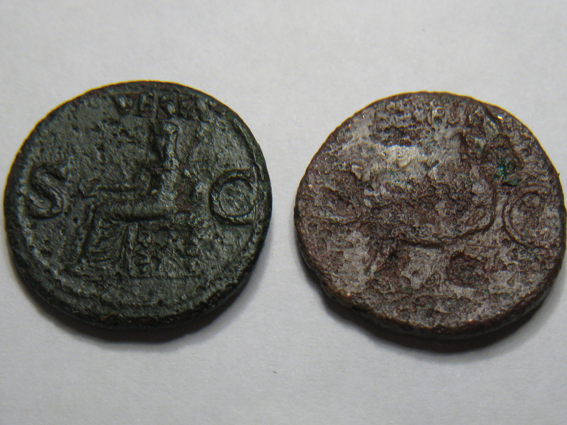 bronze and brass ae's of caligula 003.JPG