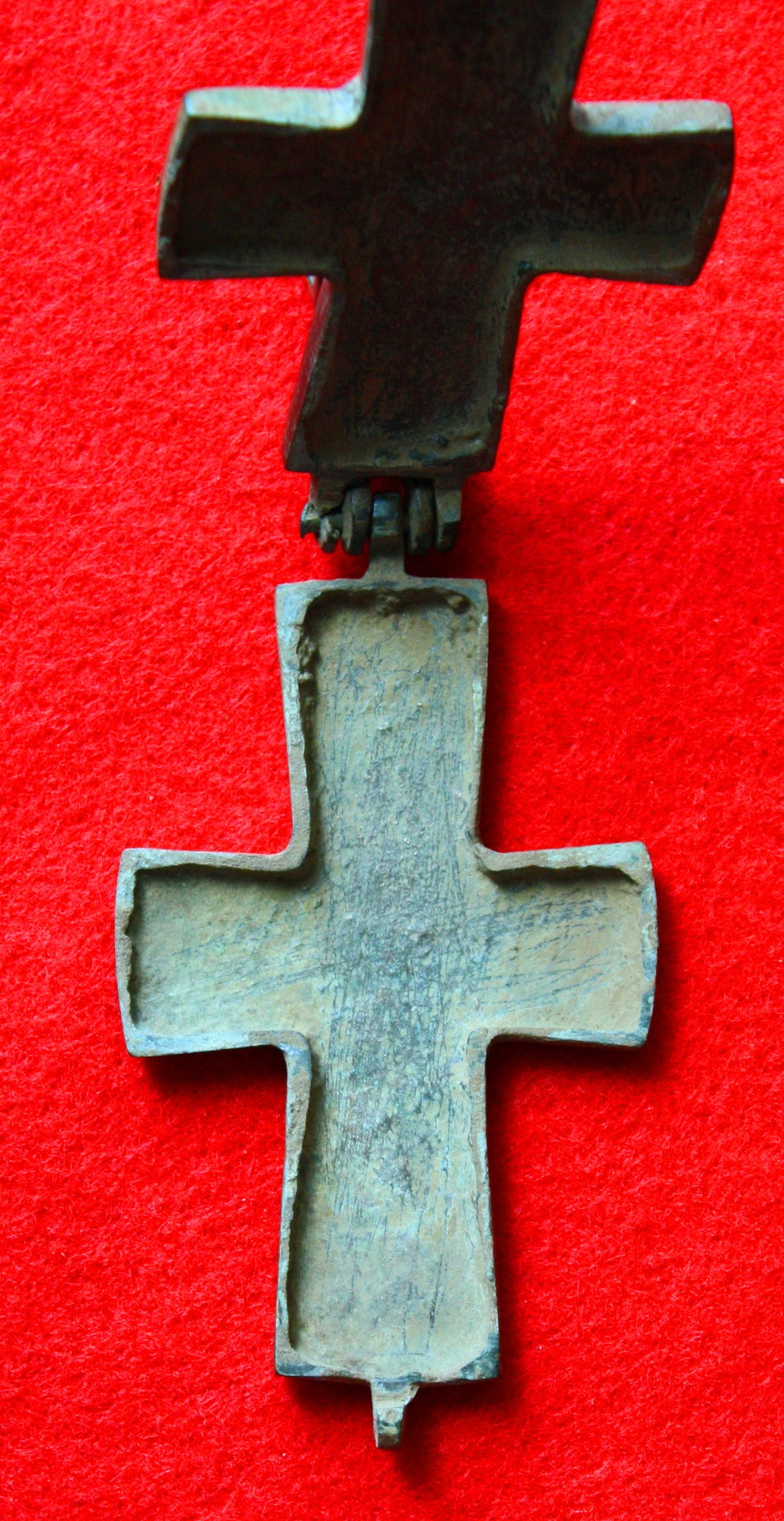 Bronze Enkolpion opened. 119 mm.JPG