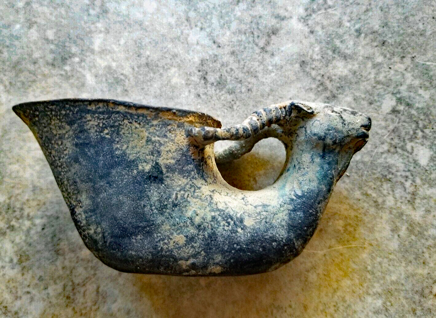 Bronze Rhyton Cup Ibex, possibly Chinese.4.jpg