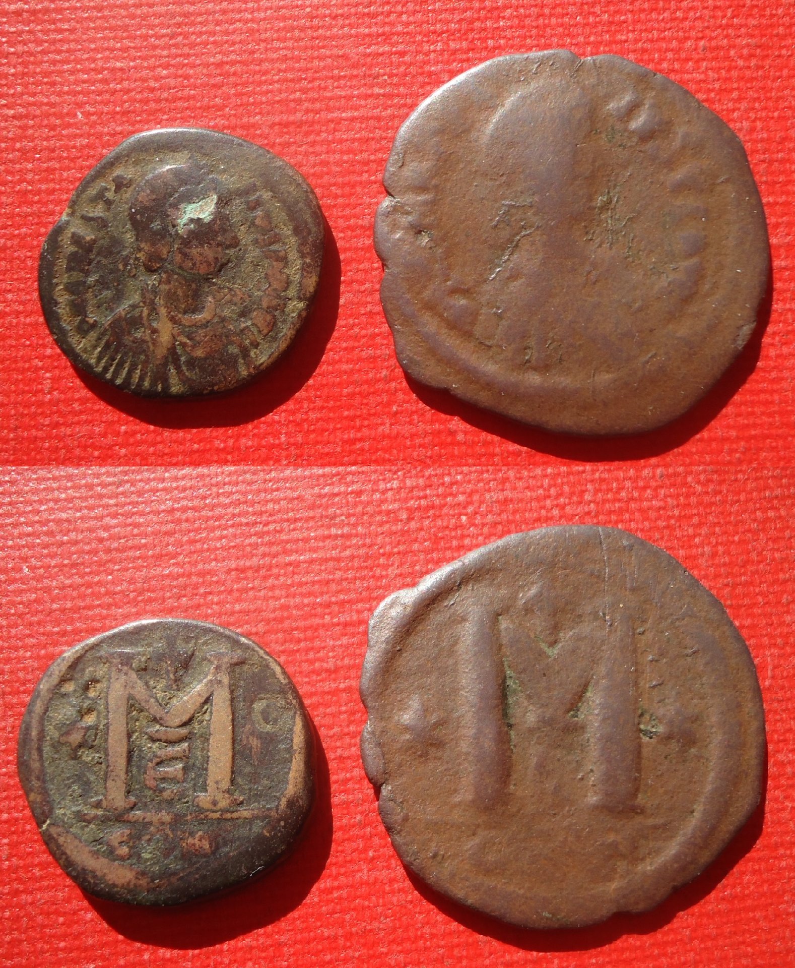 Byz Anastasius - Follis sm & large 2014 (0).jpg