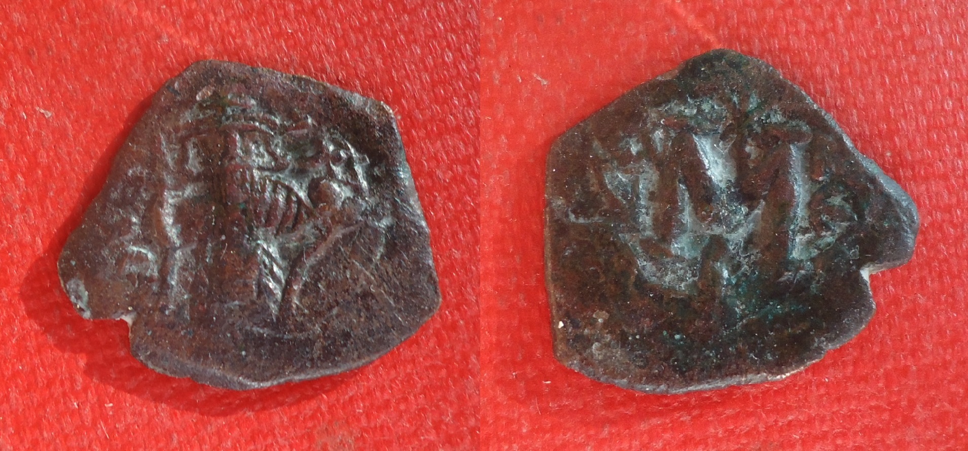Byz Constans II beard follis Lot Oct 2019 (0).jpg