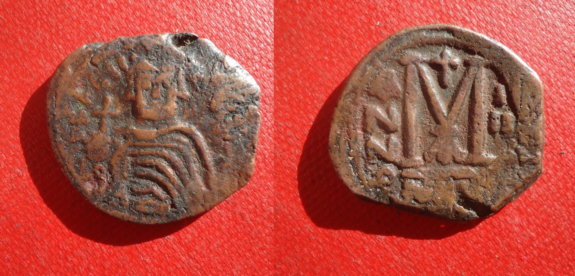 Byz - Heraclius Nicomedia follis tenb Jan 2020 (0).jpg