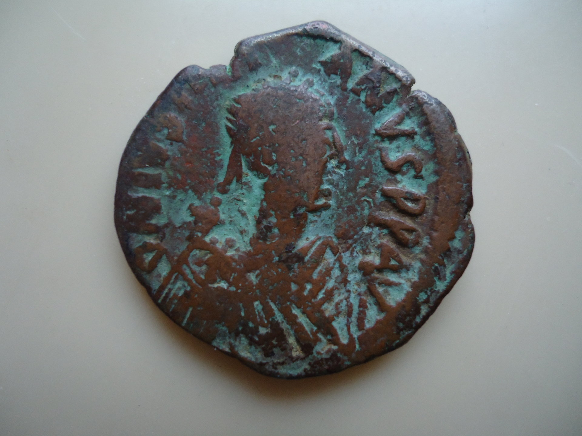 Byzantine - Justinian Follis Jan 18 (1).JPG