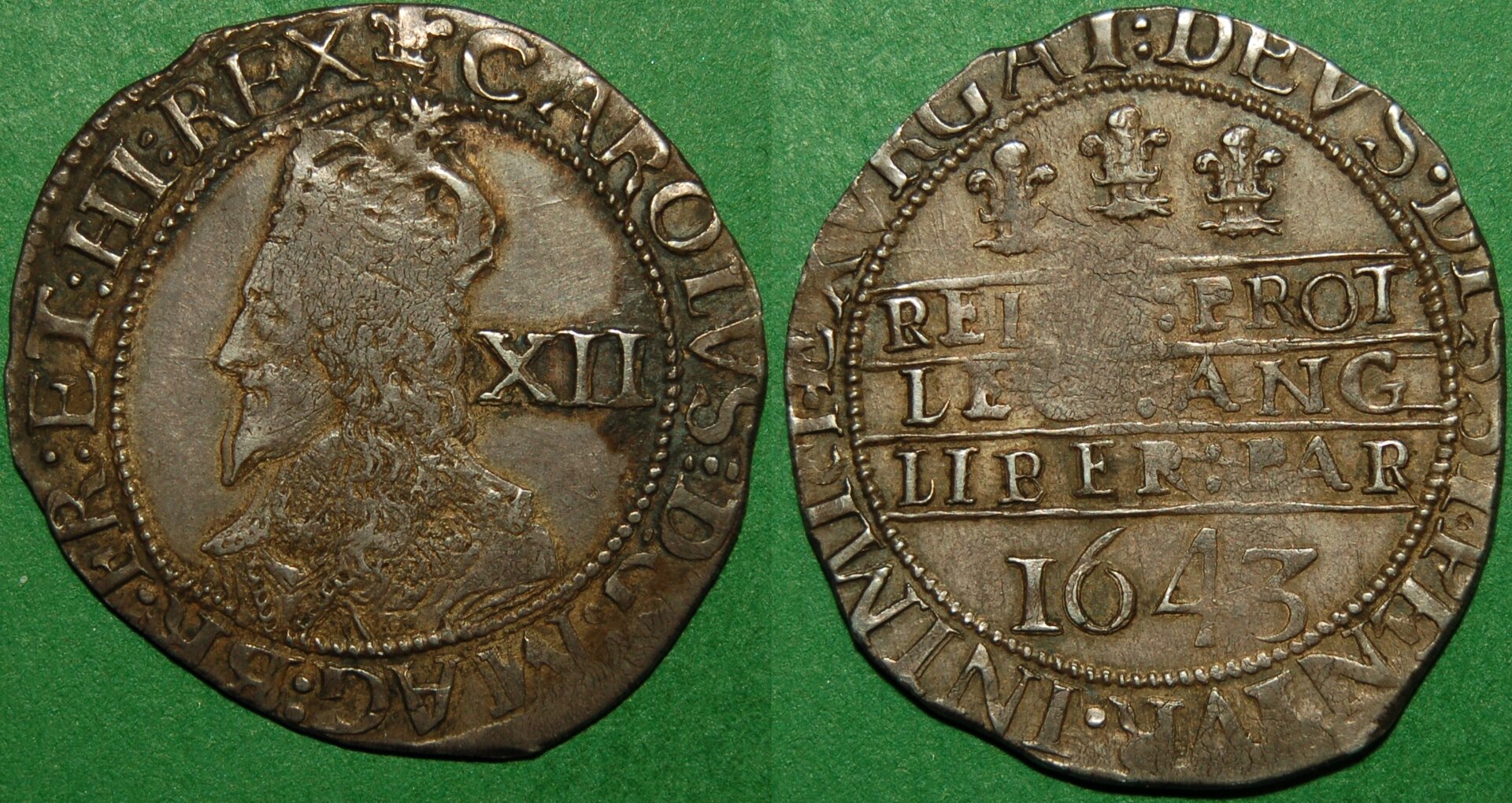 c1413 1643 Oxford Shilling Morr. D-2var mm. Oxford Plume.jpg