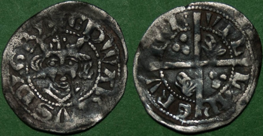 c2125 Ed.3 Berwick halfpenny Bears Heads.jpg