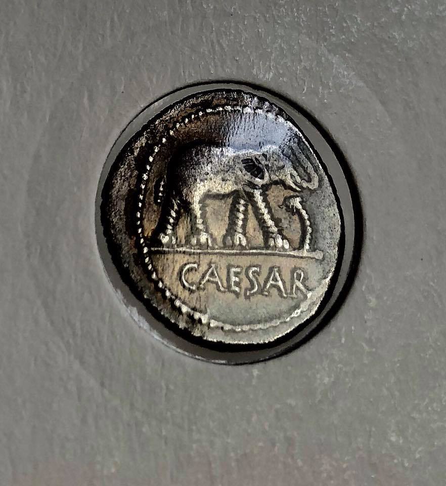 caesar denarius 3.jpg
