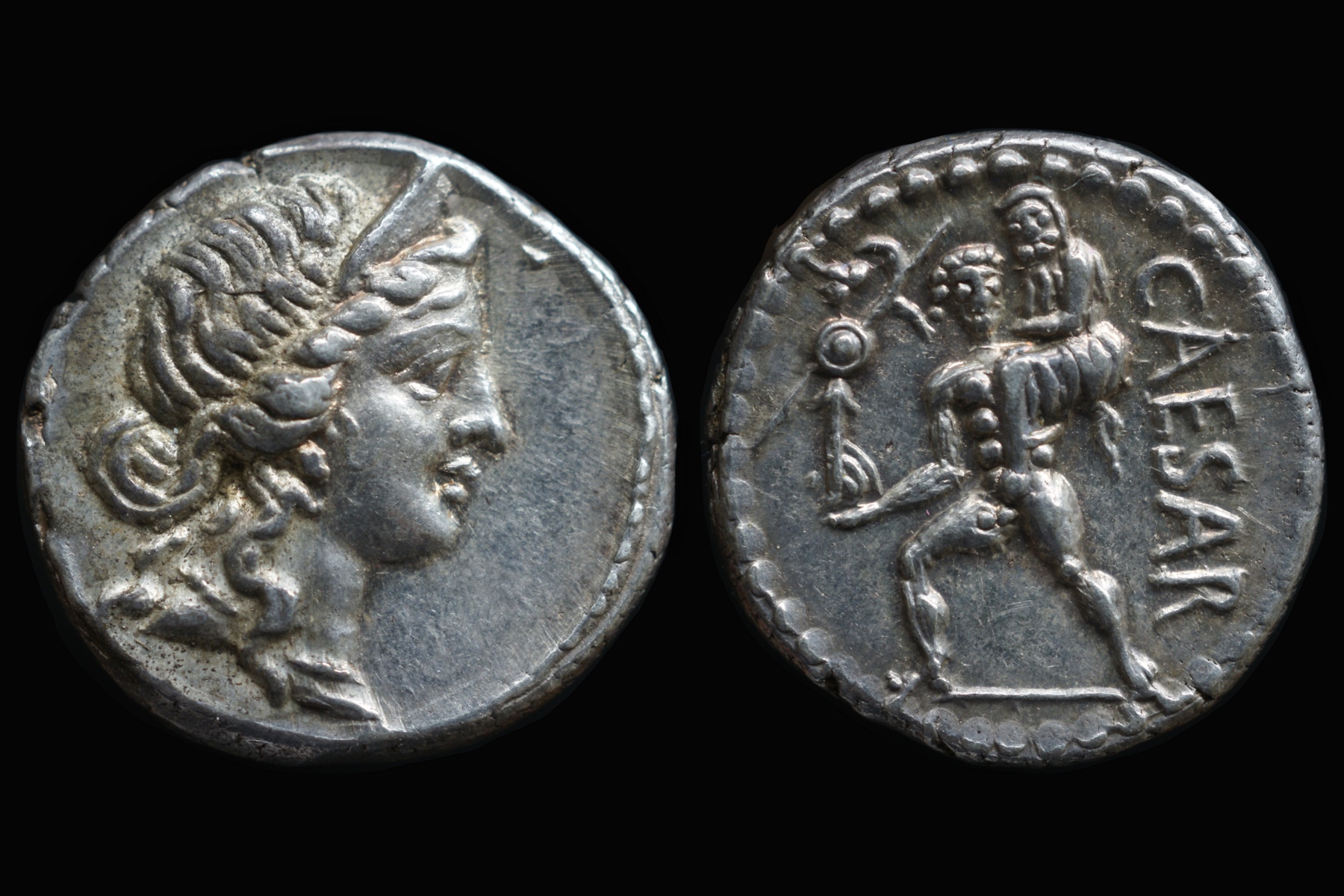 Caesar denarius.jpg