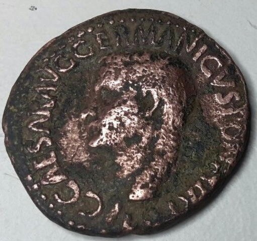 caligula-1.jpg