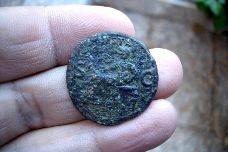 CALIGULA_RARE_COUNTE_1.jpg