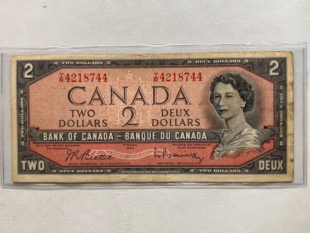 Canada $2 1.jpg