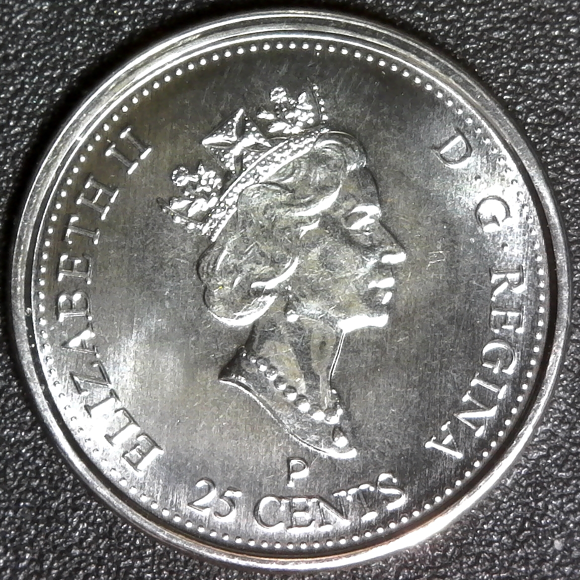 Canada 25 Cents 2001 obv.jpg