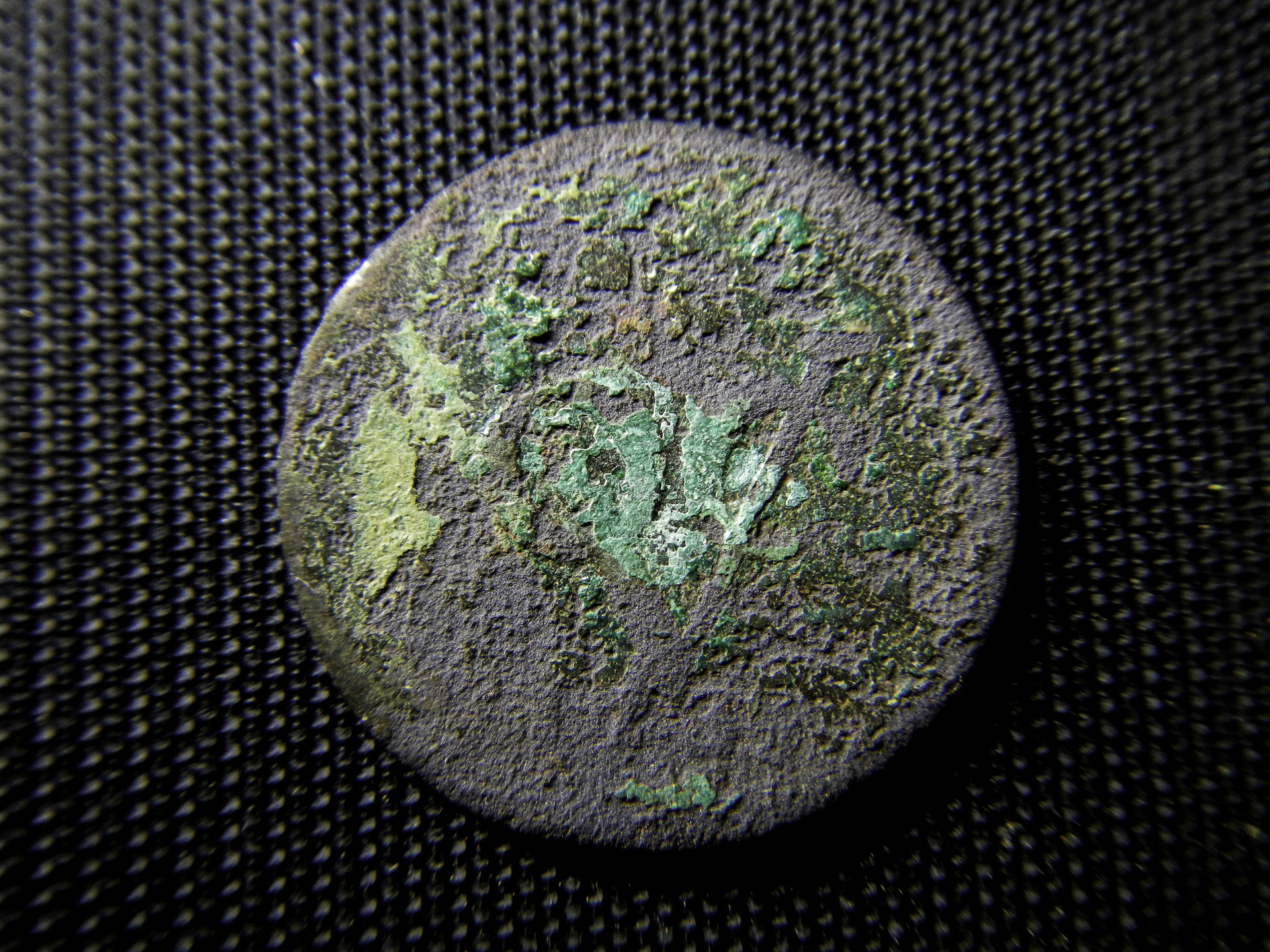 Cape Jellison I duit coin 1.jpg
