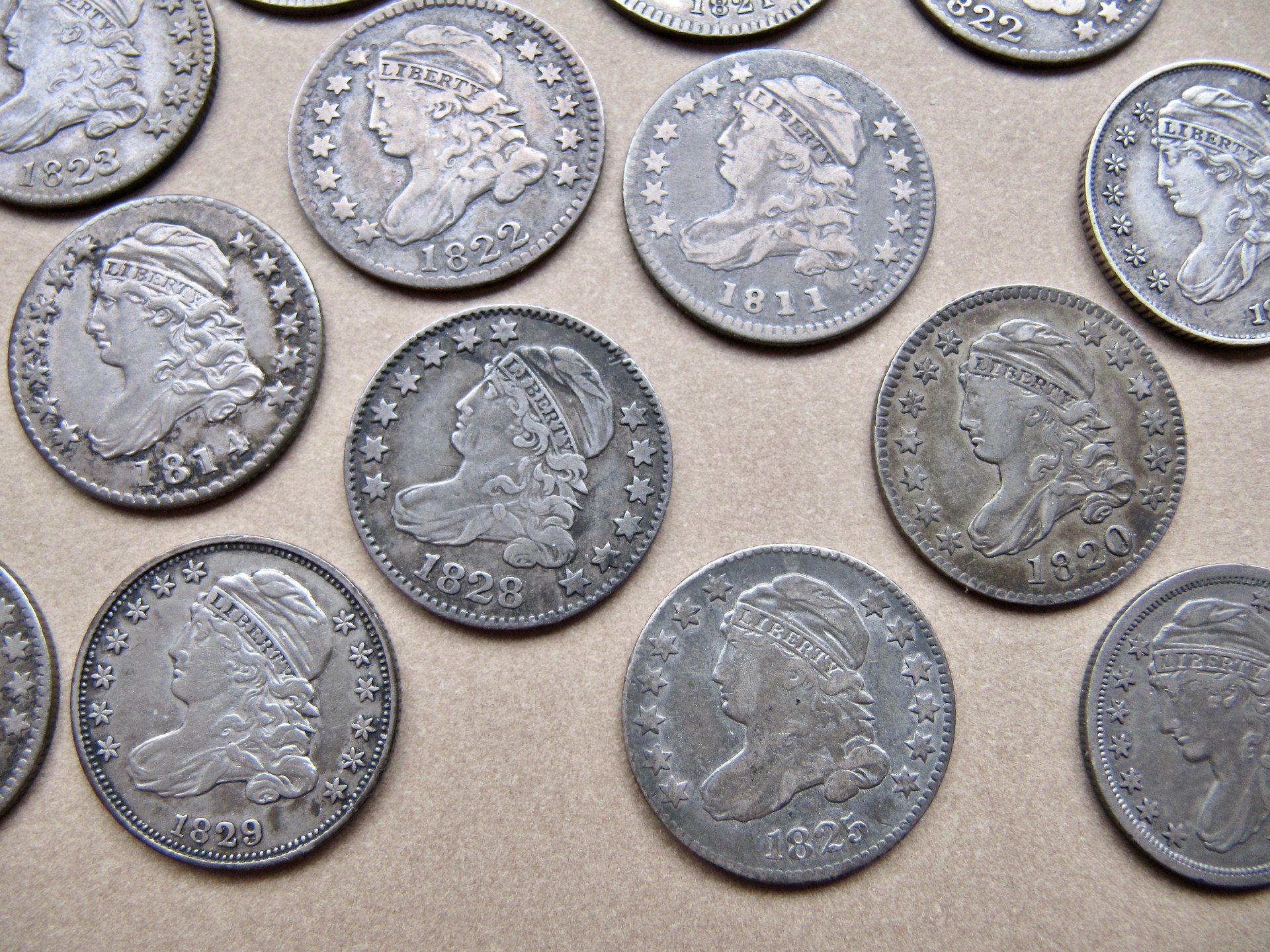 Capped Bust Dimes group picture 3 N - 1.jpg