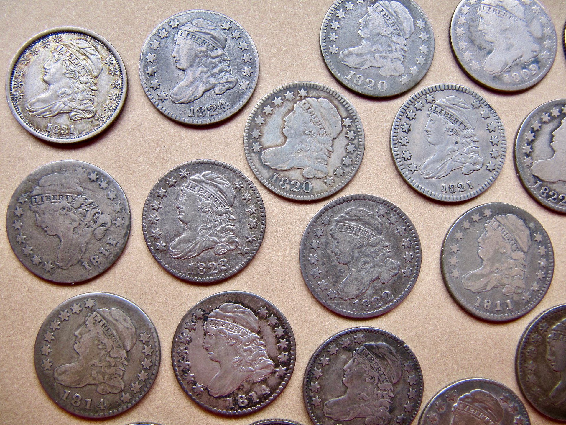 Capped Bust Dimes group picture 4 N - 1.jpg